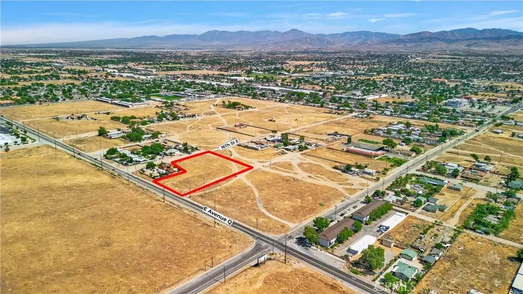 7 E Ave Q/16 Th, Palmdale
