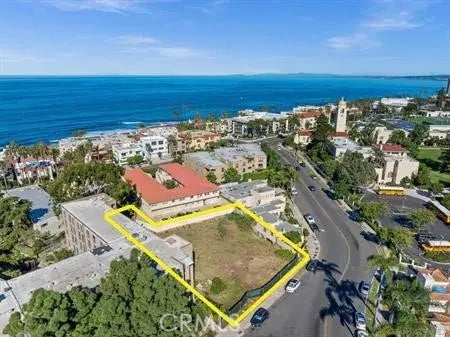 7570 La Jolla, La Jolla