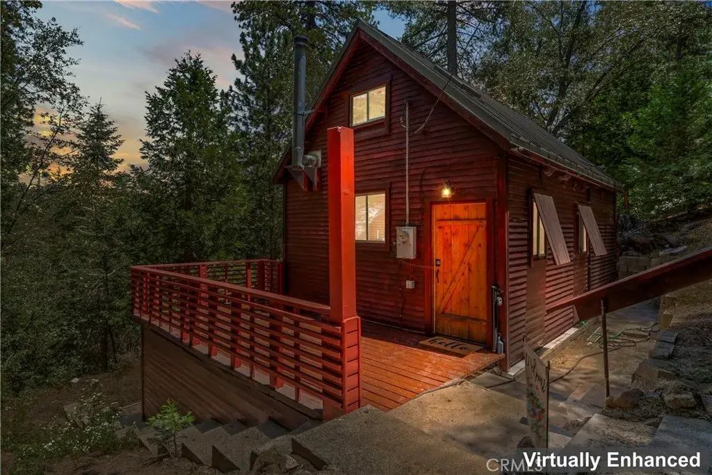 25626 Mid Lane, Twin Peaks