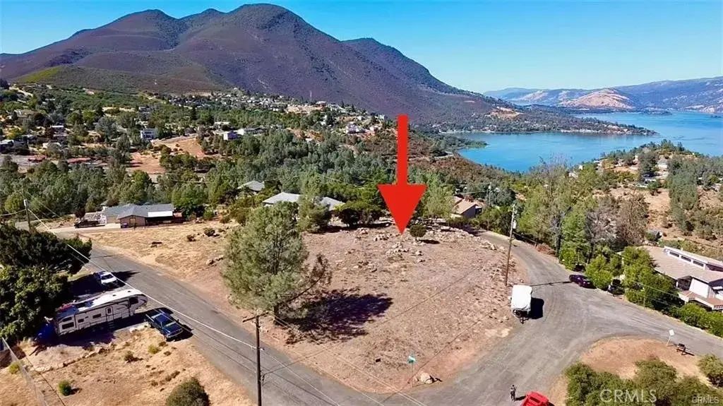5010 Larkspur, Kelseyville