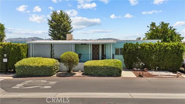 27361 Sierra Highway 157, Canyon Country