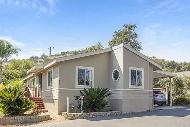 3909 Reche 33, Fallbrook