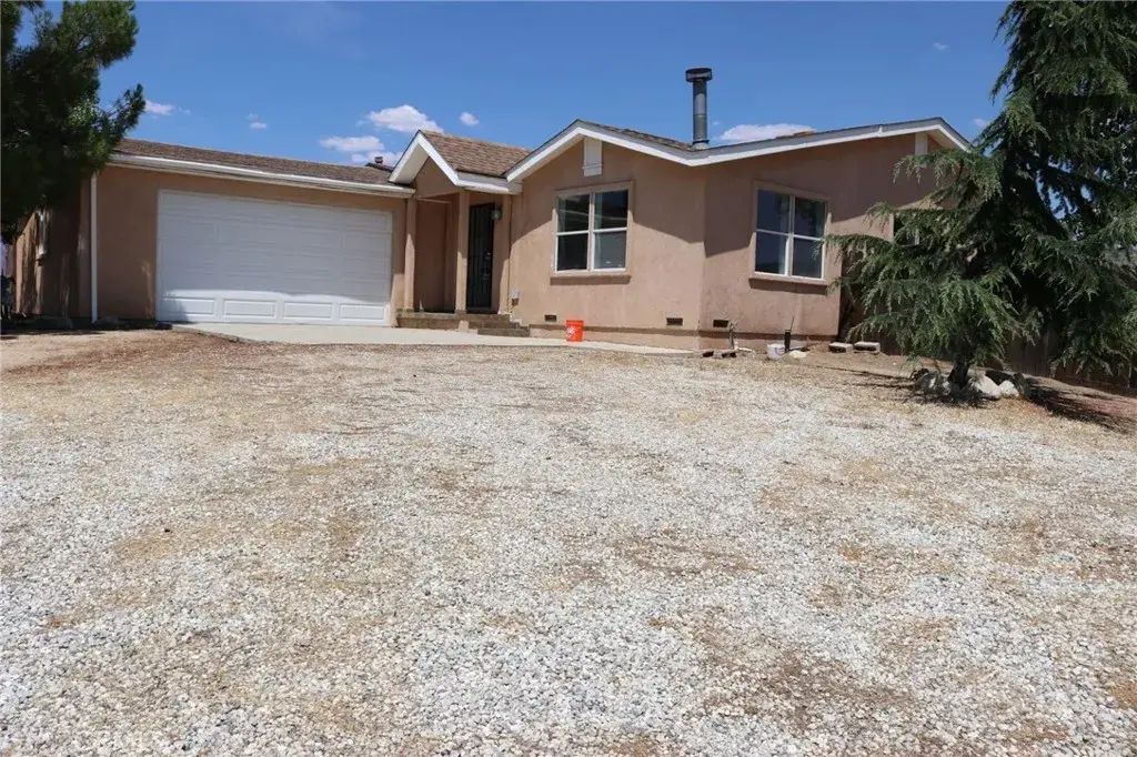 41740 Apple Road, Anza