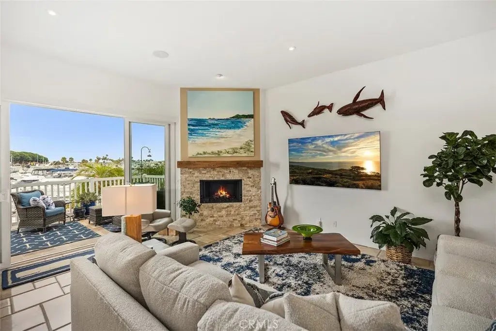 2861 Coast Circle A, Huntington Beach