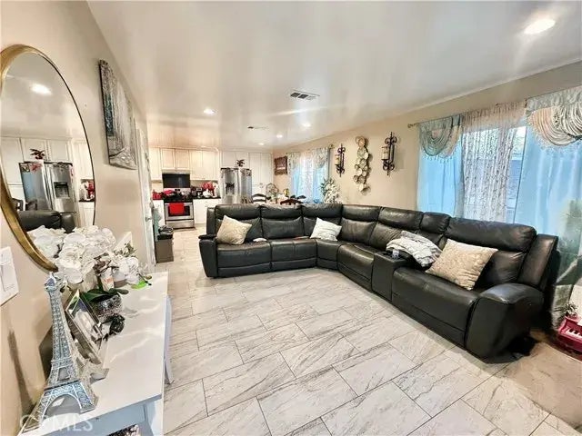 13315 Pierce Street, Pacoima