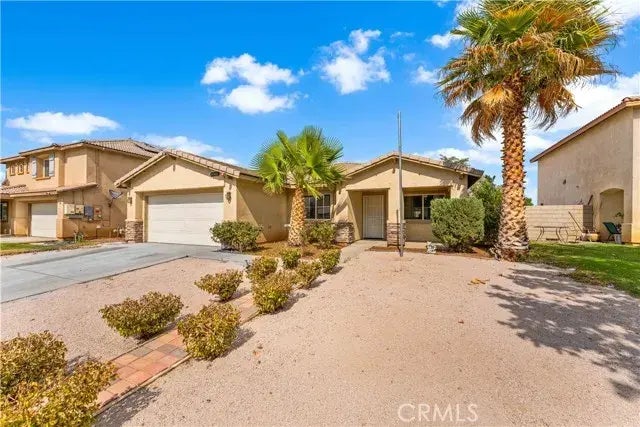 45402 Spahn Lane, Lancaster