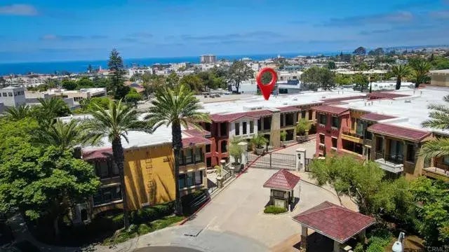 1000 Genter Street 204, La Jolla
