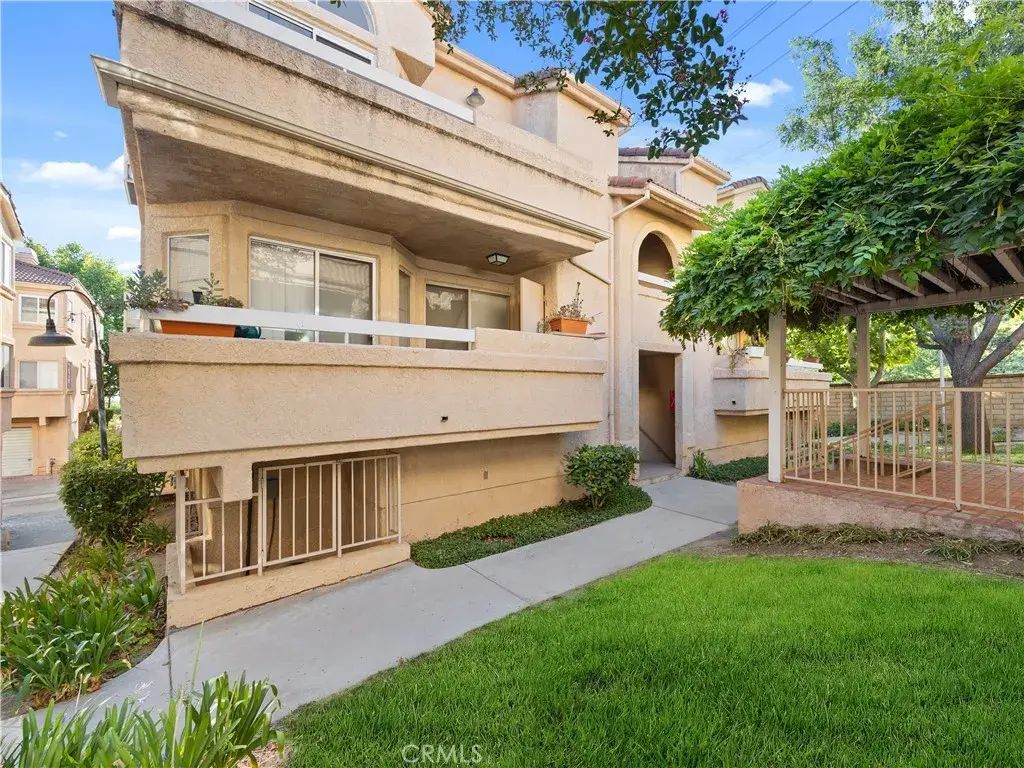 19810 Sandpiper Place 22, Newhall