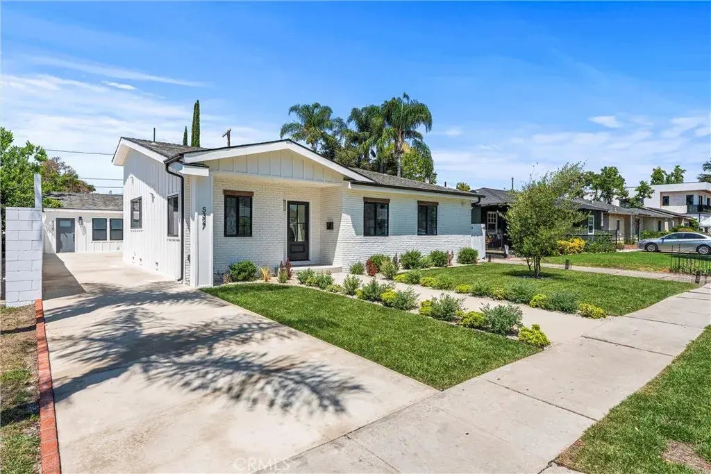 5327 Natick Avenue, Sherman Oaks