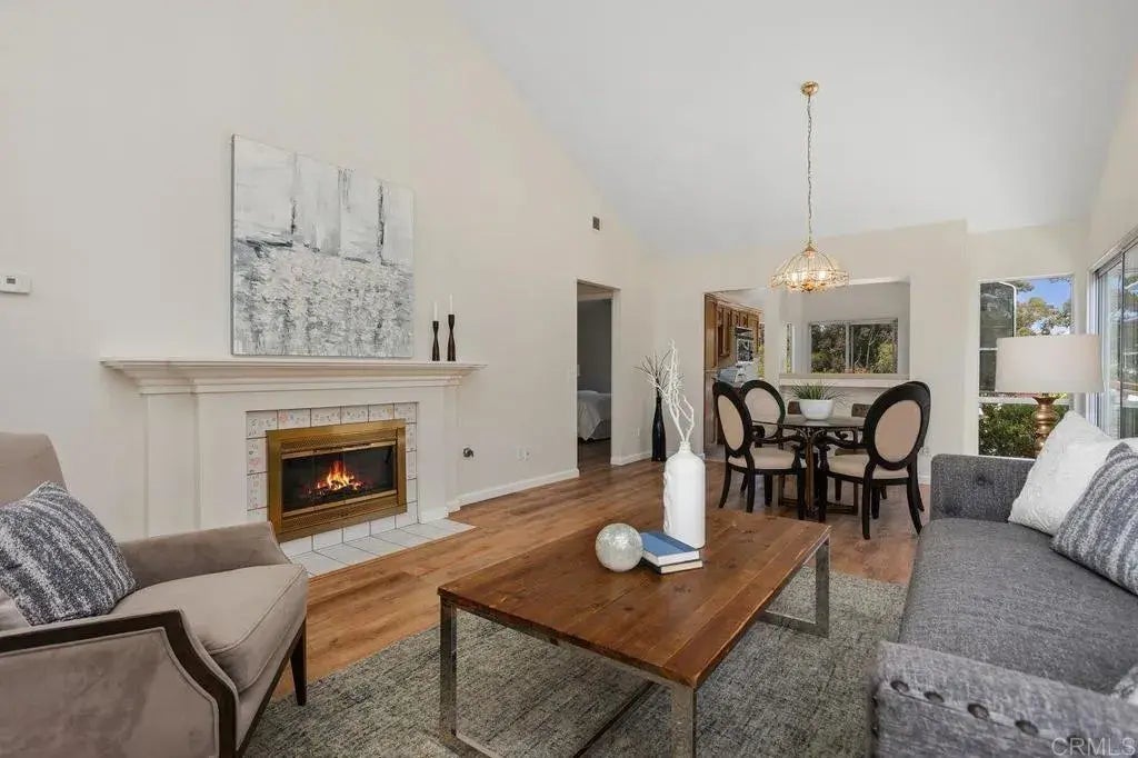 7112 Lantana, Carlsbad