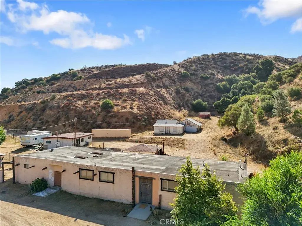 13684 Sierra, Agua Dulce
