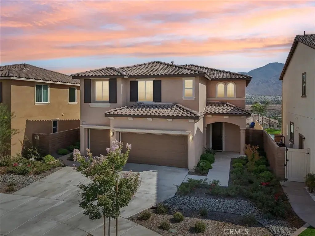 11257 Finders Court, Corona
