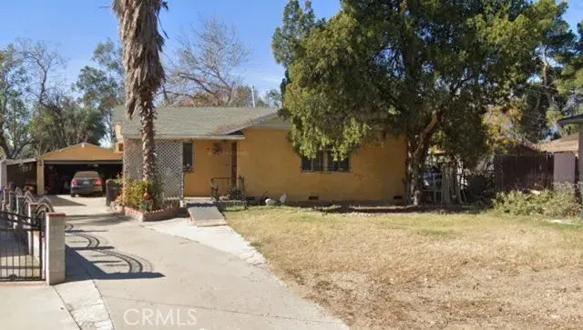 8332 Cherimoya Avenue, Fontana