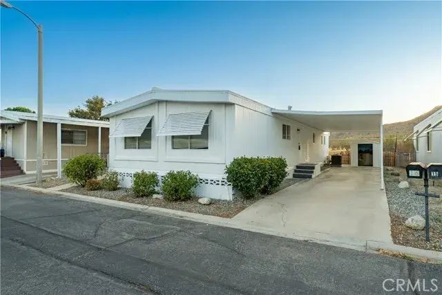 20683 Waalew 16, Apple Valley