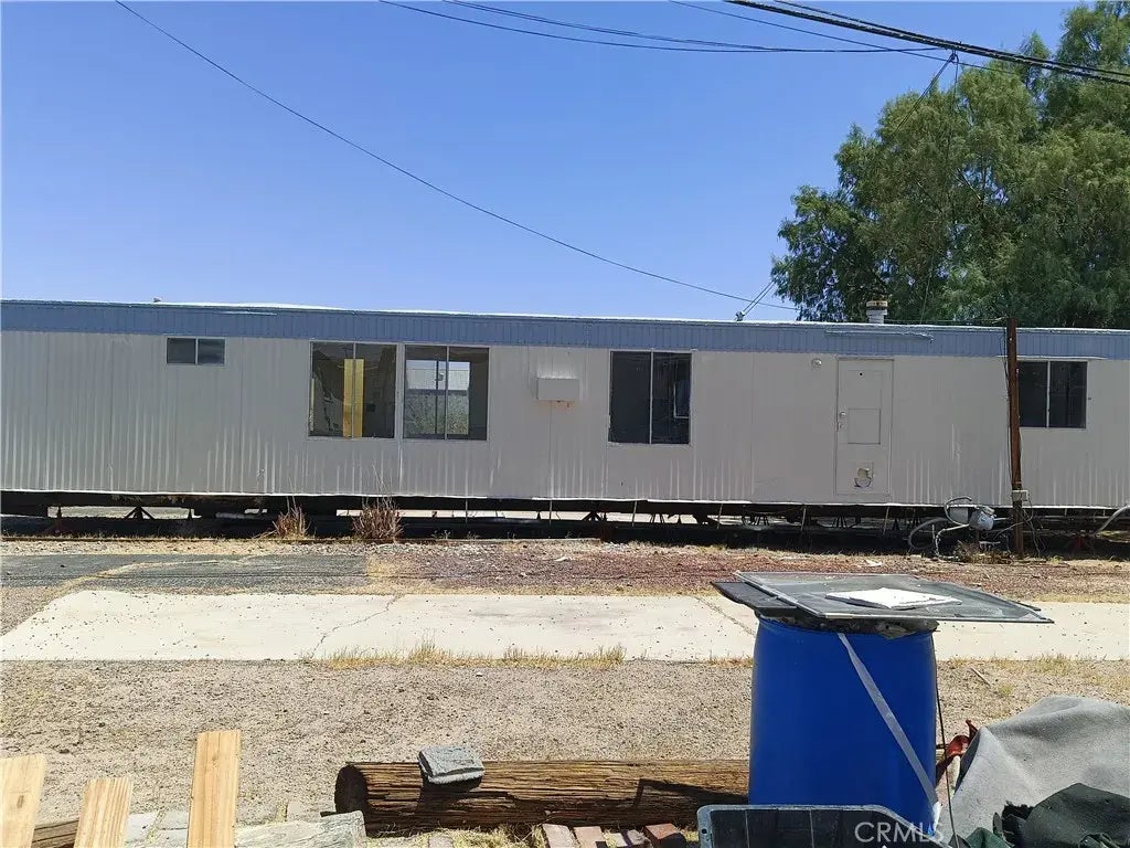 35475 National Trails 25, Daggett