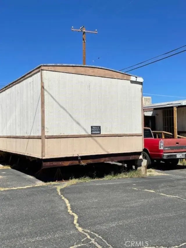 35475 National Trails 7, Daggett