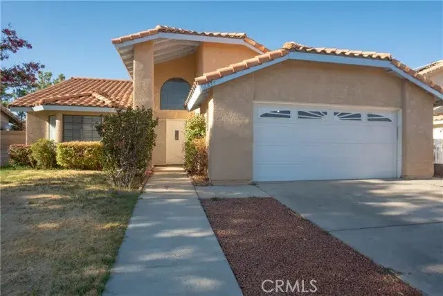 2535 Mildwood, Lancaster