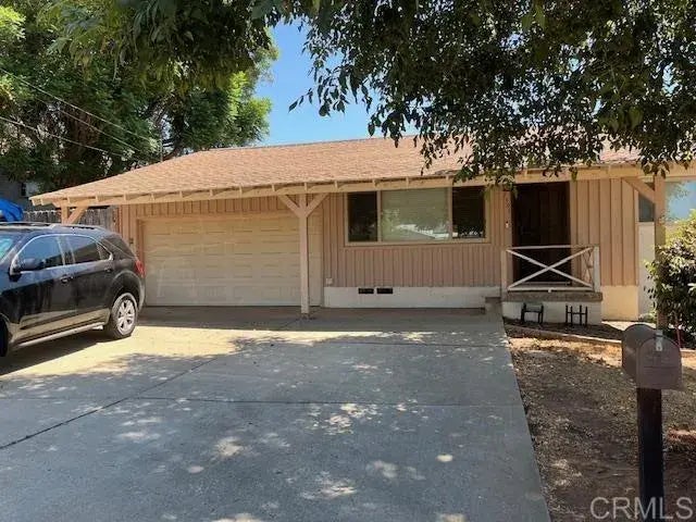 1391 Peppervilla Drive, El Cajon