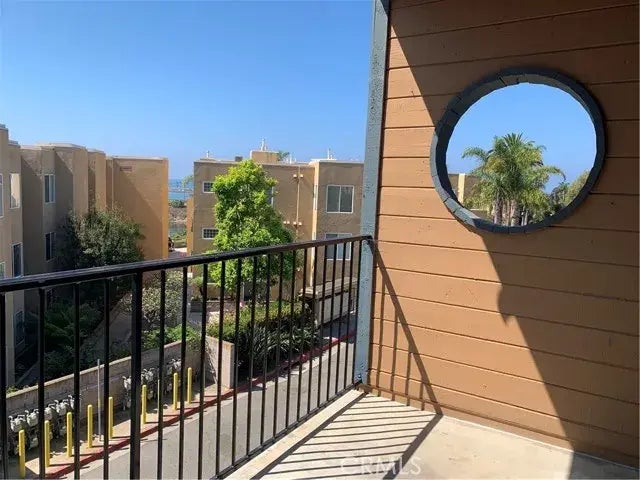 801 Kalpati Circle E, Carlsbad