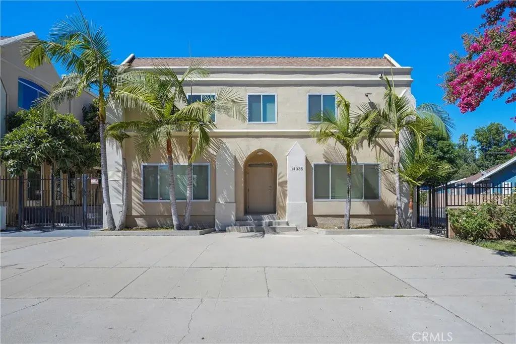 14335 Hamlin Street, Van Nuys