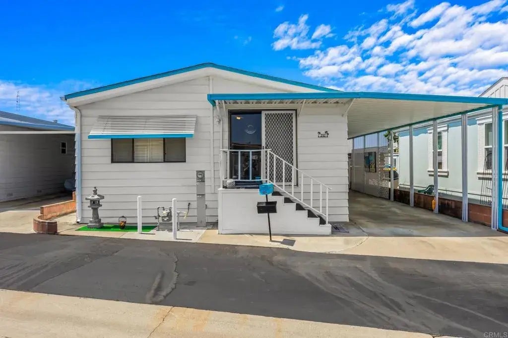 212 Mockingbird Lane, Oceanside