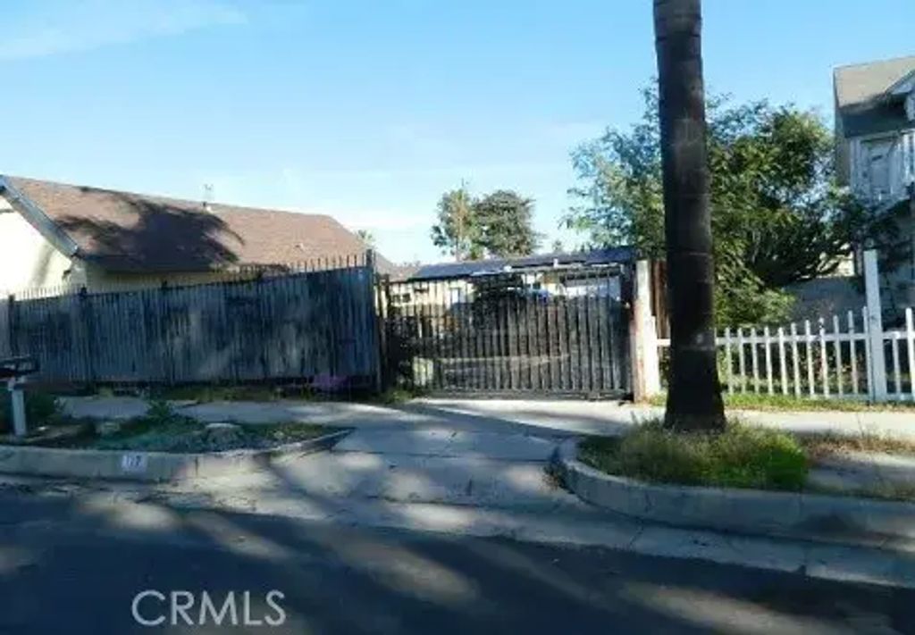 117 N Orange Avenue, Rialto