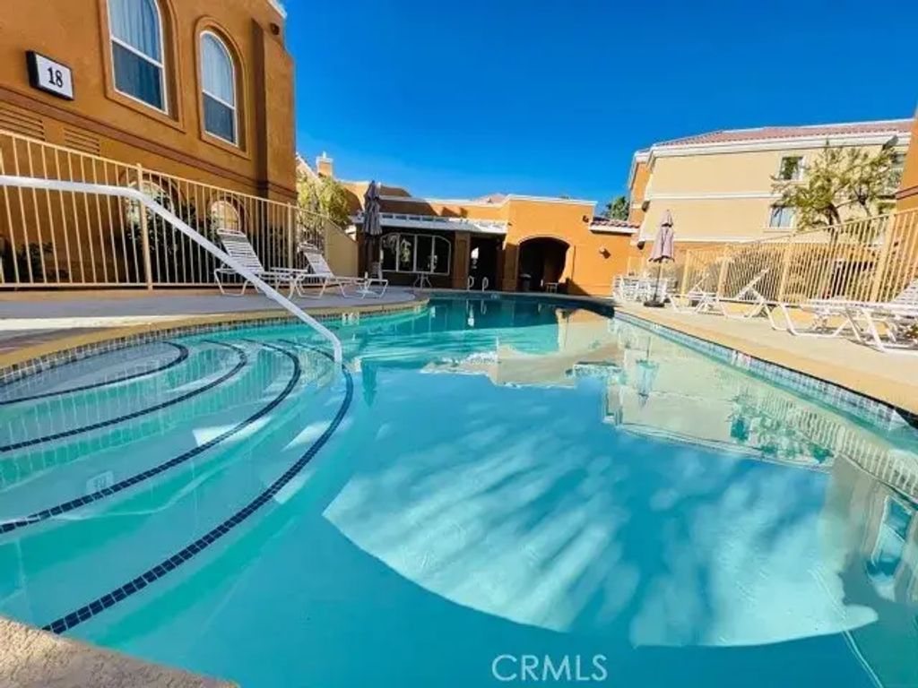 45245 Seeley Drive 17g, La Quinta