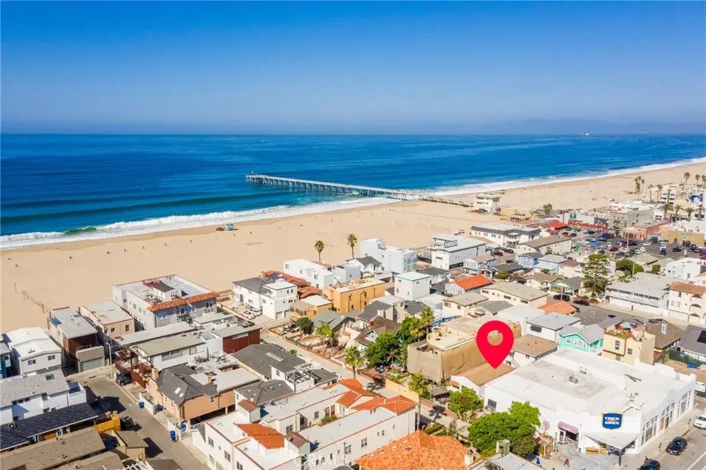 58 10th Court, Hermosa Beach