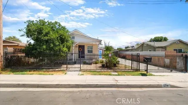 579 Flores Street, San Bernardino