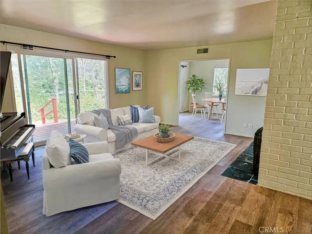 572 Barker Pass Road, Montecito