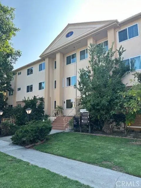 315 N Louise Street 102, Glendale