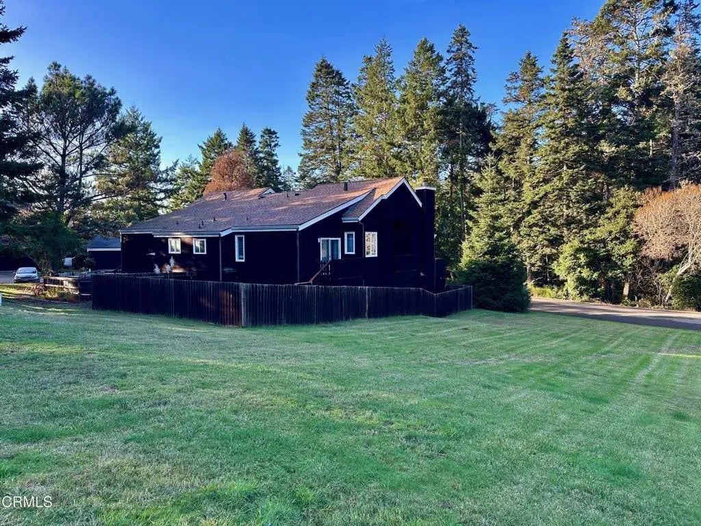 11051 Hills Ranch Road, Mendocino
