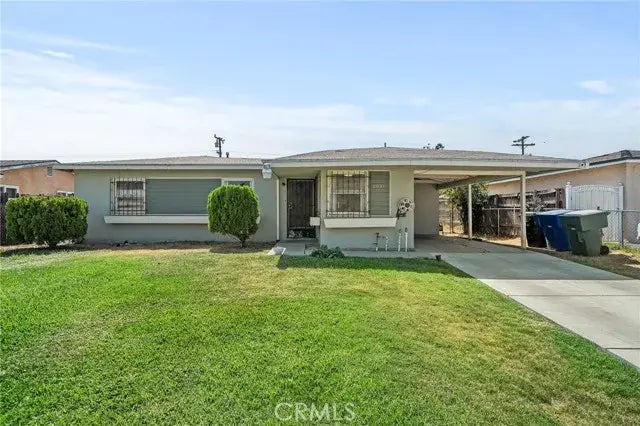 2037 W 17th Street, San Bernardino