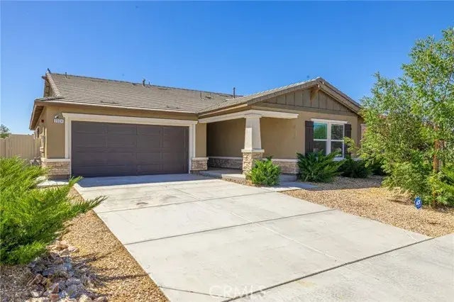 2024 E Donatello Street, Lancaster