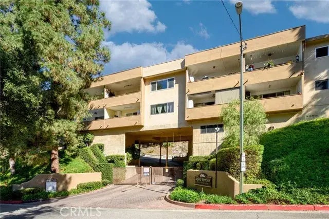 1935 Alpha Road 218, Glendale