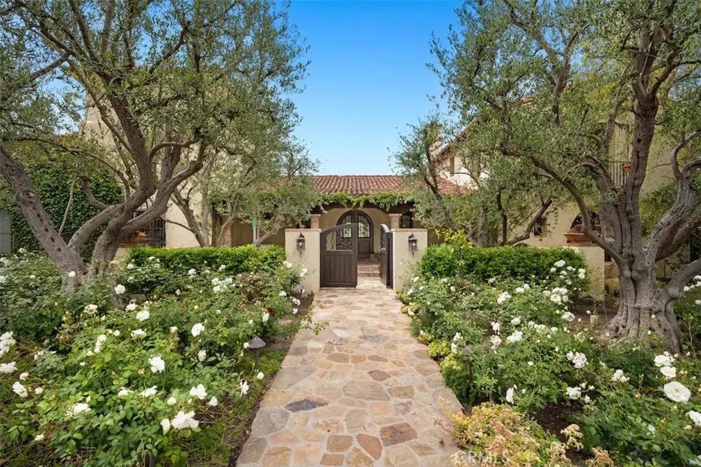 60 Canyon Creek, Irvine