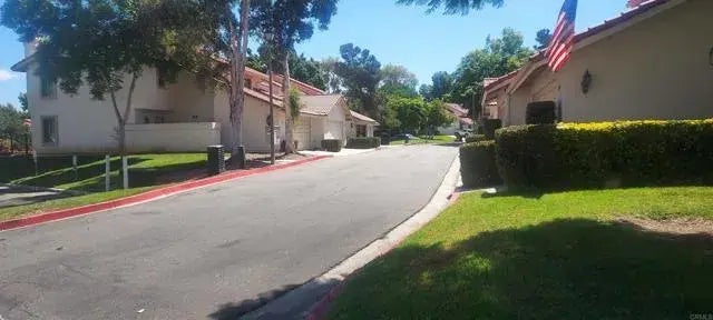 6537 Corte Valdez, Carlsbad