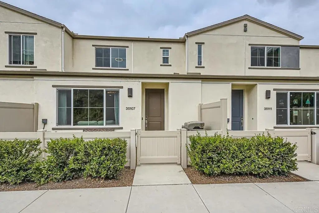35107 Grove Trail, Fallbrook