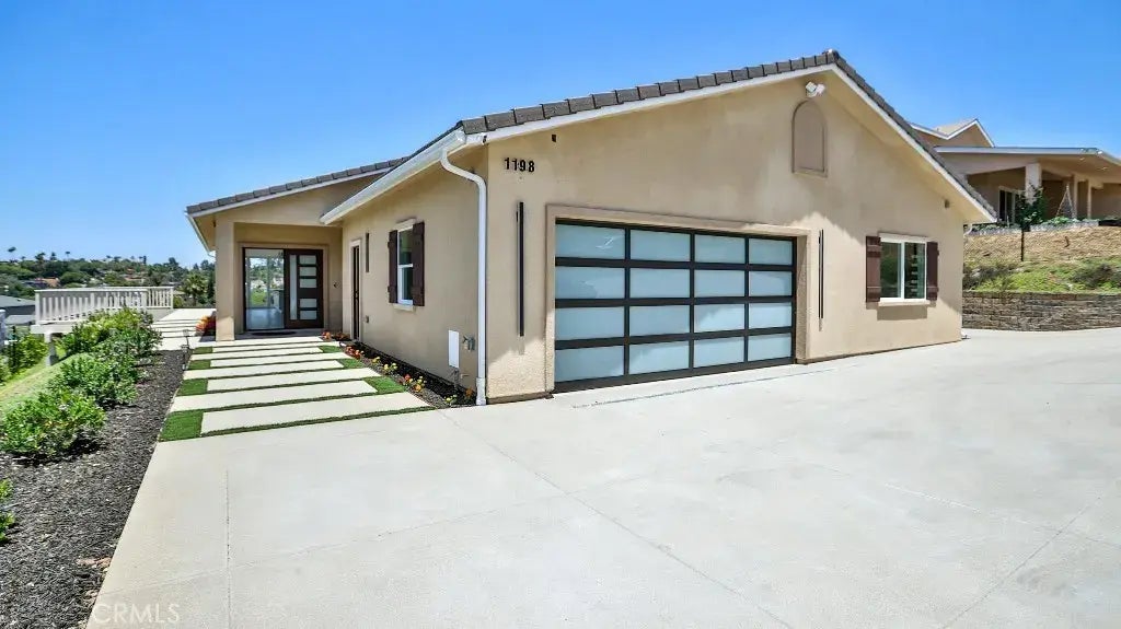 1198 Barbara Drive, Vista