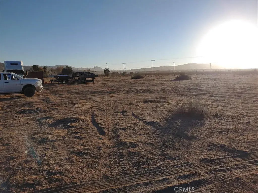 10953 Milpas, Apple Valley