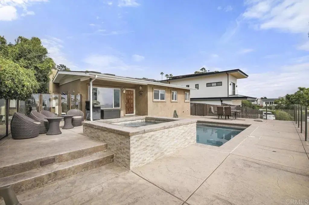 5081 Foothill Boulevard, 