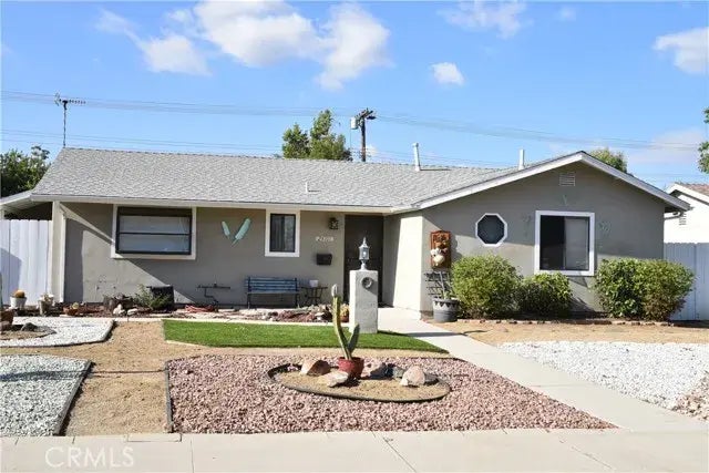 24101 Victory Boulevard, West Hills