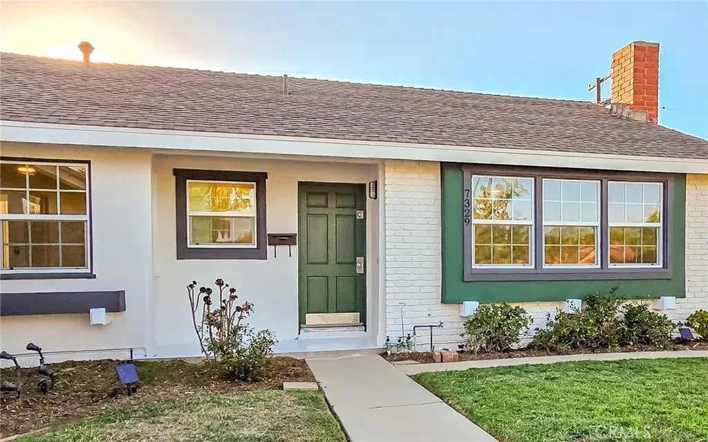 7329 Kentland Avenue, West Hills