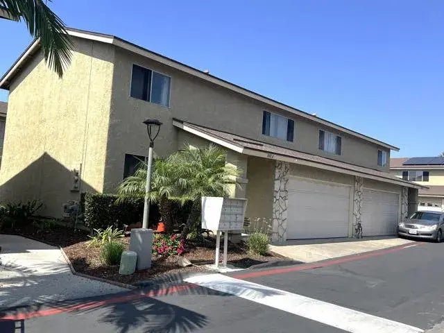 808 Hollister Street A, 