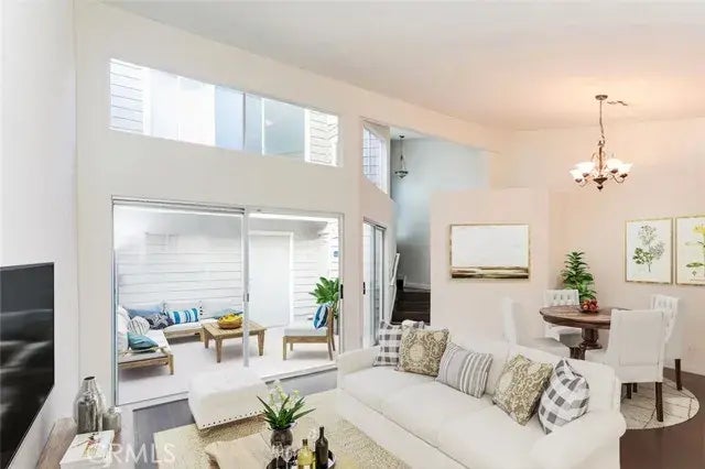 11377 Osborne Place 20, Sylmar