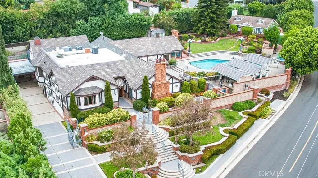 19241 Canyon Drive, Villa Park