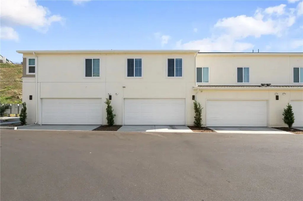 35127 Rangpur Lane, Fallbrook