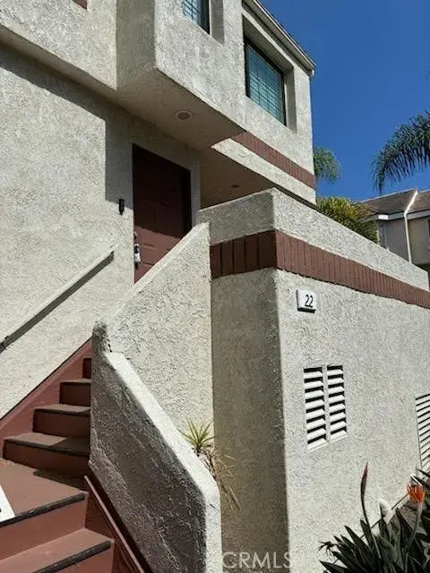 2931 Plaza Del Amo 22, Torrance