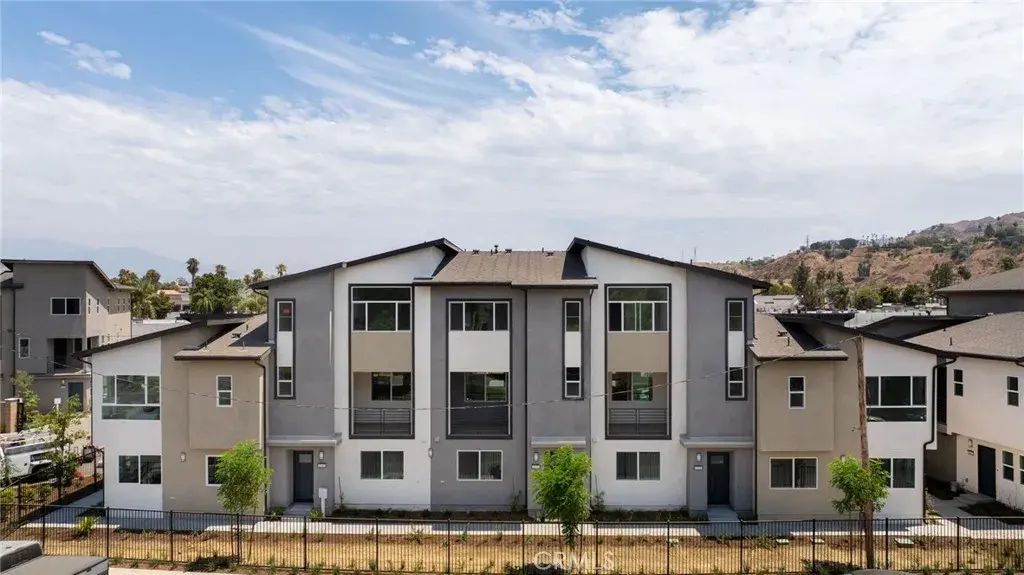 1174 Santo Antonio Drive, Colton