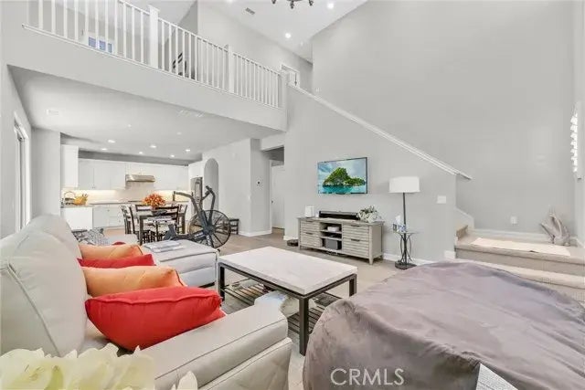 108 Barrington, Irvine